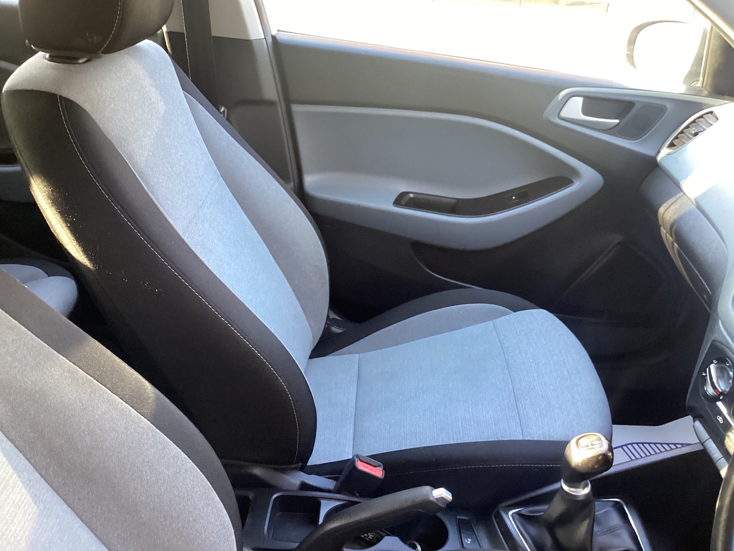 Used Hyundai i20 2017 for sale - 77053665: Photo 12