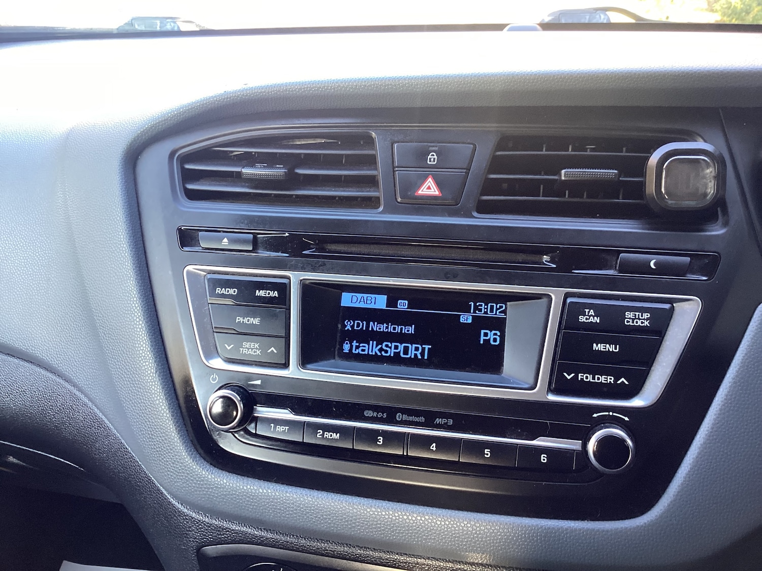 Used Hyundai i20 2017 for sale - 77053665: Photo 14