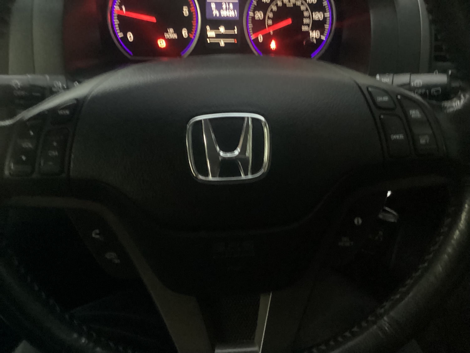 Used Honda CR-V 2010 for sale - 76603100: Photo 17