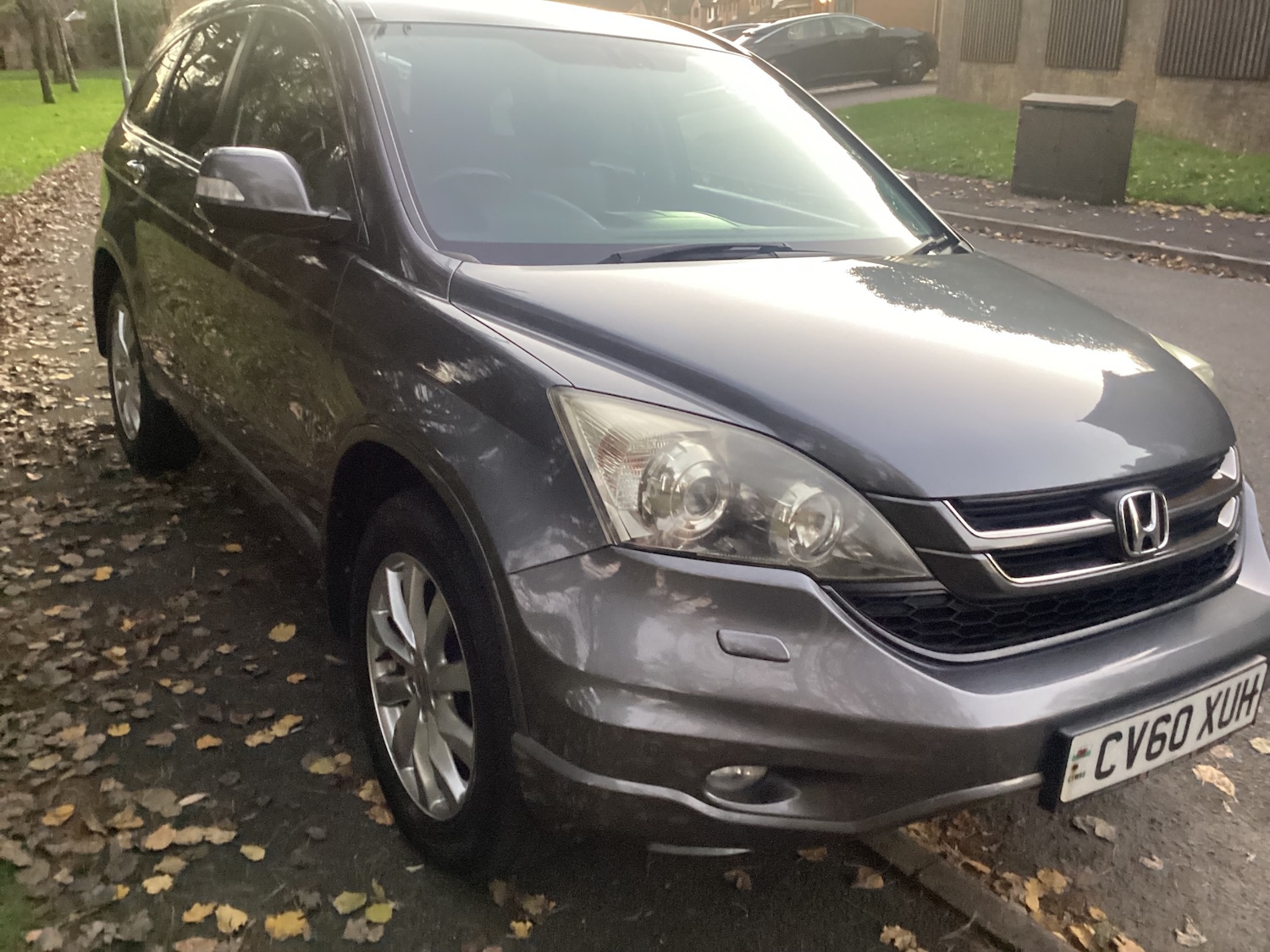 Used Honda CR-V 2010 for sale - 76603100: Photo 3