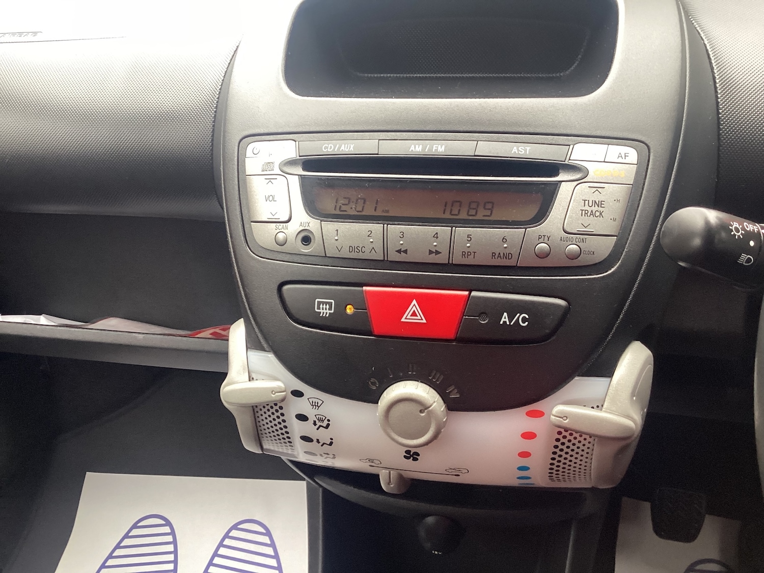 Used Toyota AYGO 2012 for sale - 76845637: Photo 12