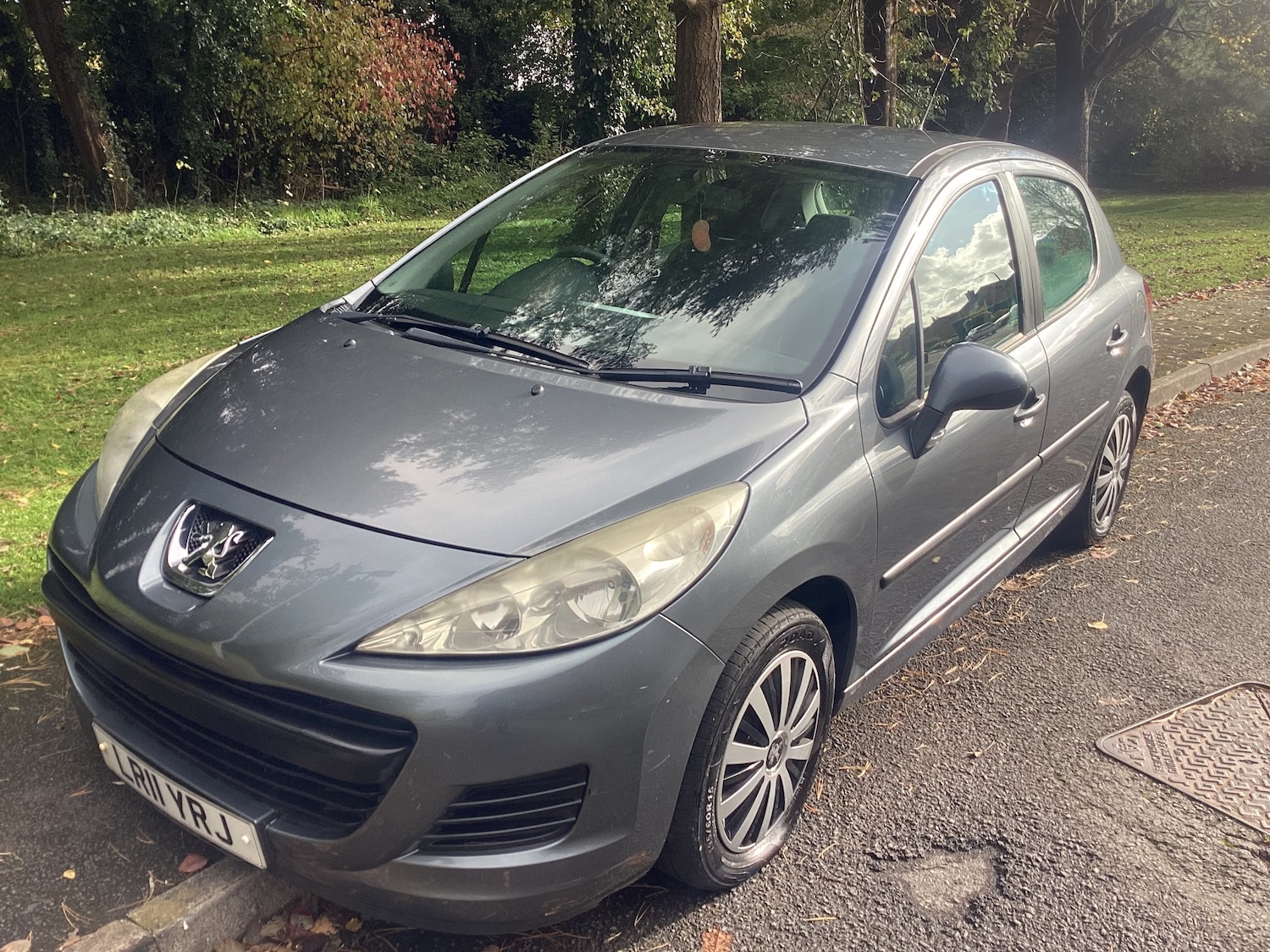 Used Peugeot 207 2011 for sale - 76332056: Photo 1