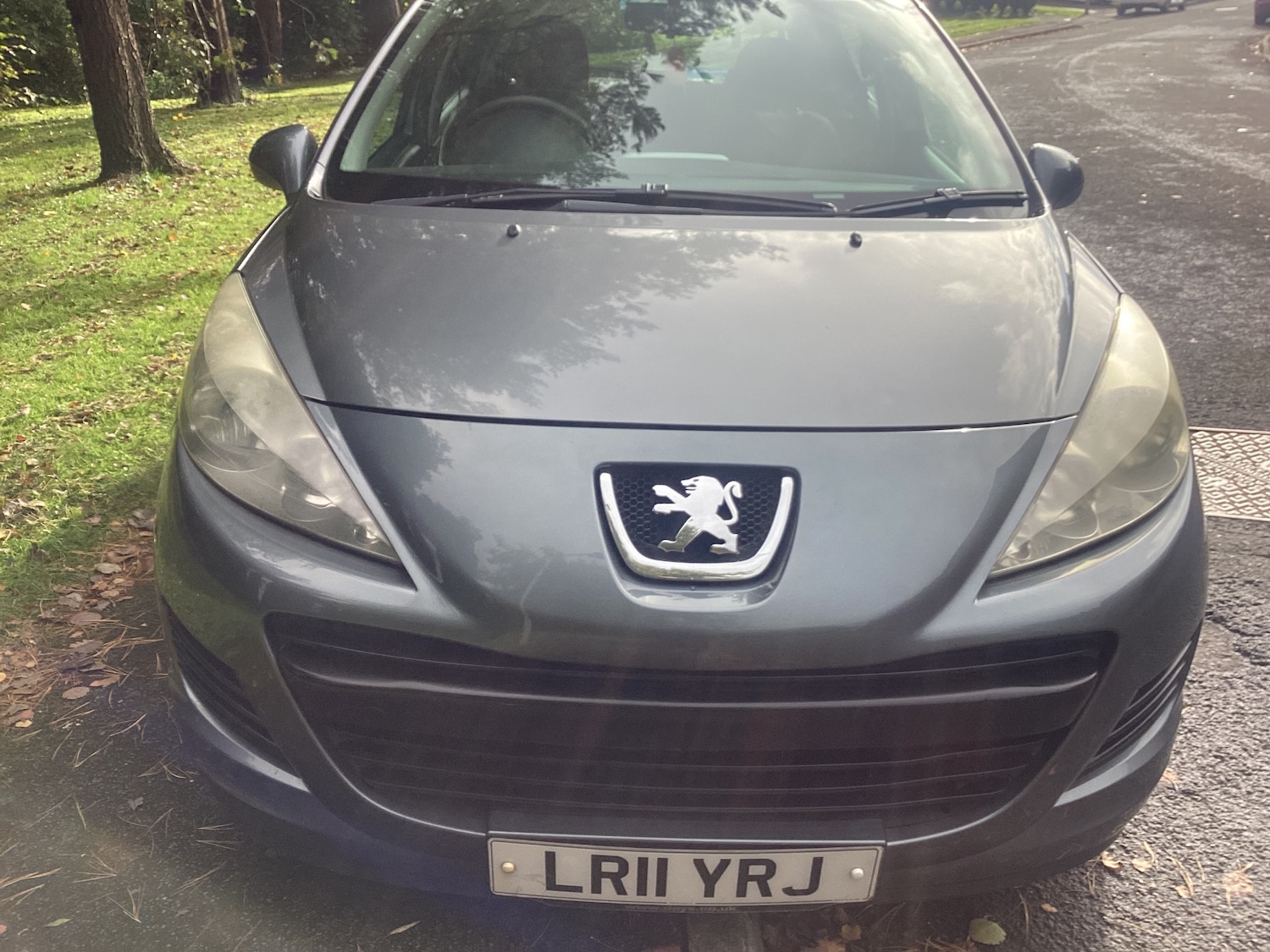 Used Peugeot 207 2011 for sale - 76332056: Photo 2