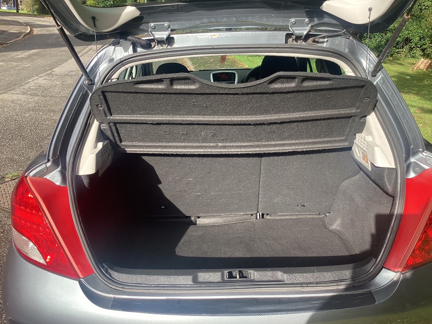 Used Peugeot 207 2011 for sale - 76332056: Photo 9