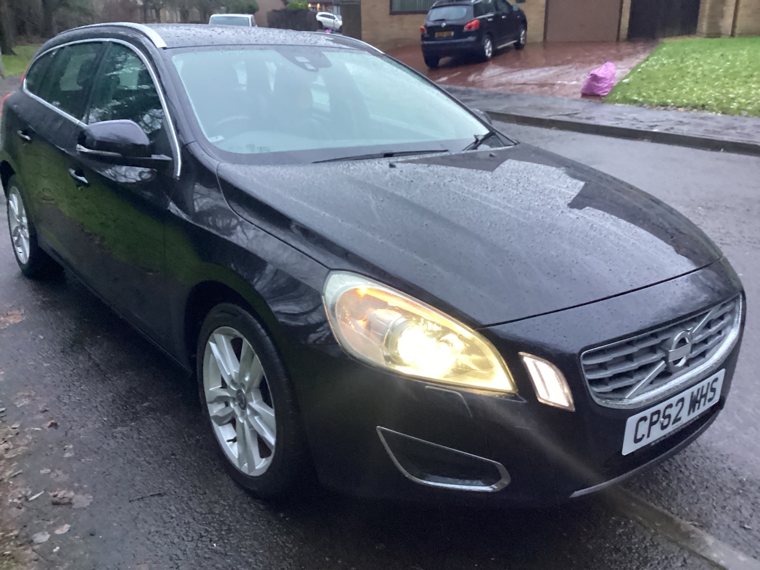 Used Volvo V60 2013 for sale - 77127755: Photo 3