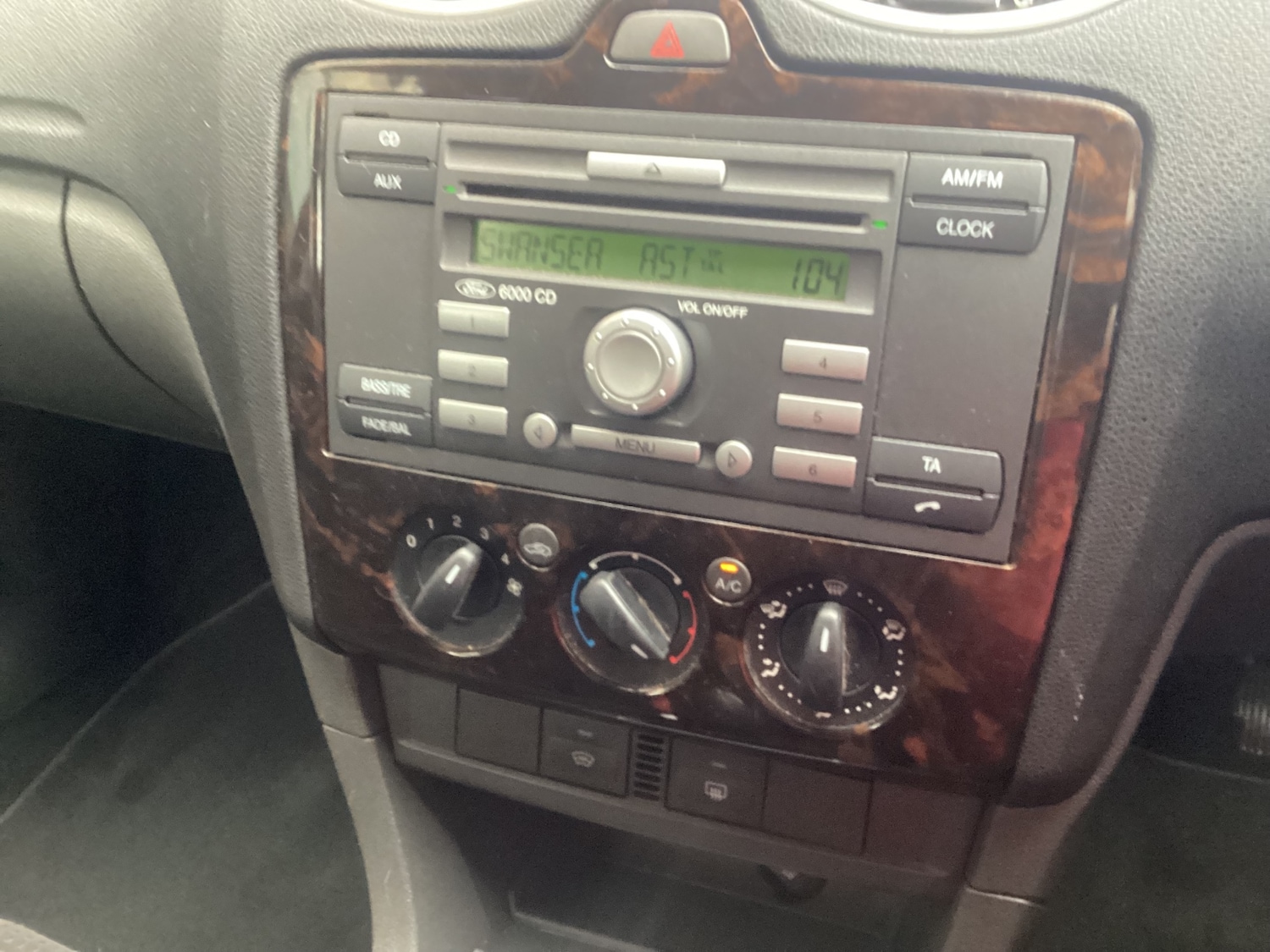 Used Ford Focus 2006 for sale - 76845627: Photo 11