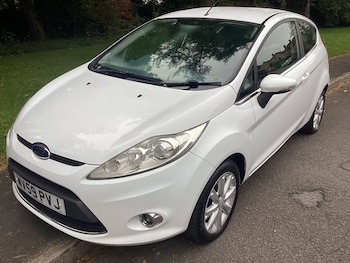 2009 (59) - 1.25 Zetec 3dr [82]