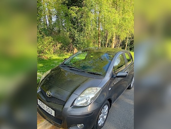Used Toyota Yaris 2011 for sale - 78485747: Photo