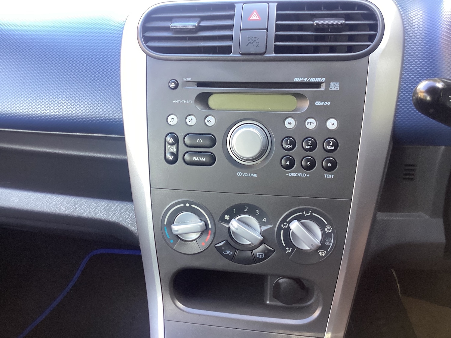 Used Vauxhall Agila 2013 for sale - 76079558: Photo 12
