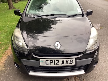 Used Renault Clio 2012 for sale - 76243108: Photo 2