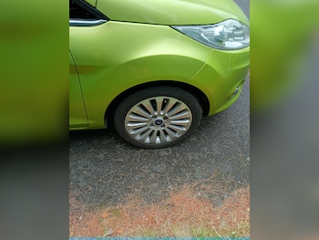 Used Ford Fiesta 2010 for sale - 79095593: Photo