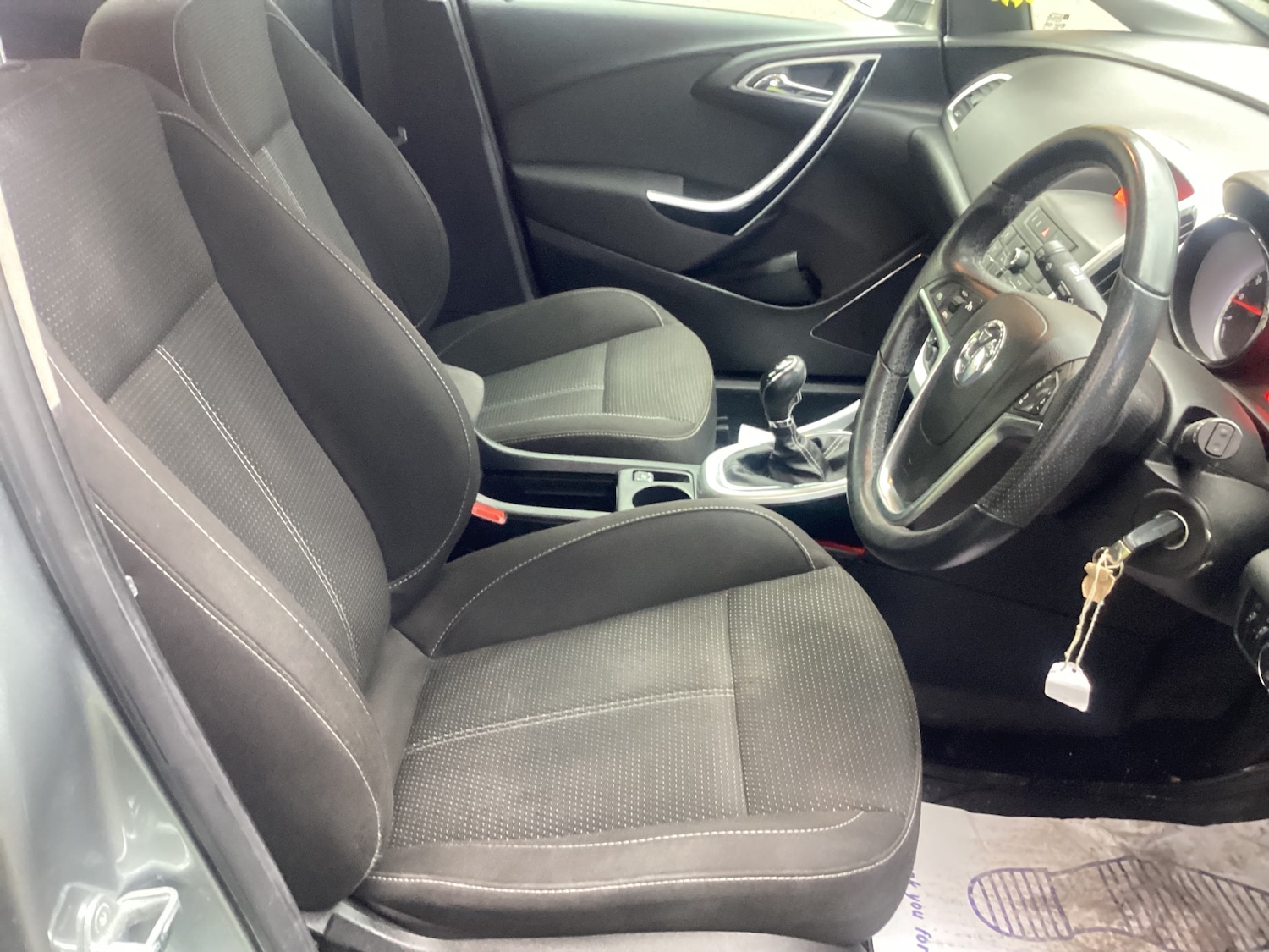 Used Vauxhall Astra 2012 for sale - 77581968: Photo 10