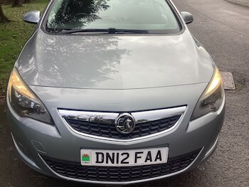 Used Vauxhall Astra 2012 for sale - 77581968: Photo