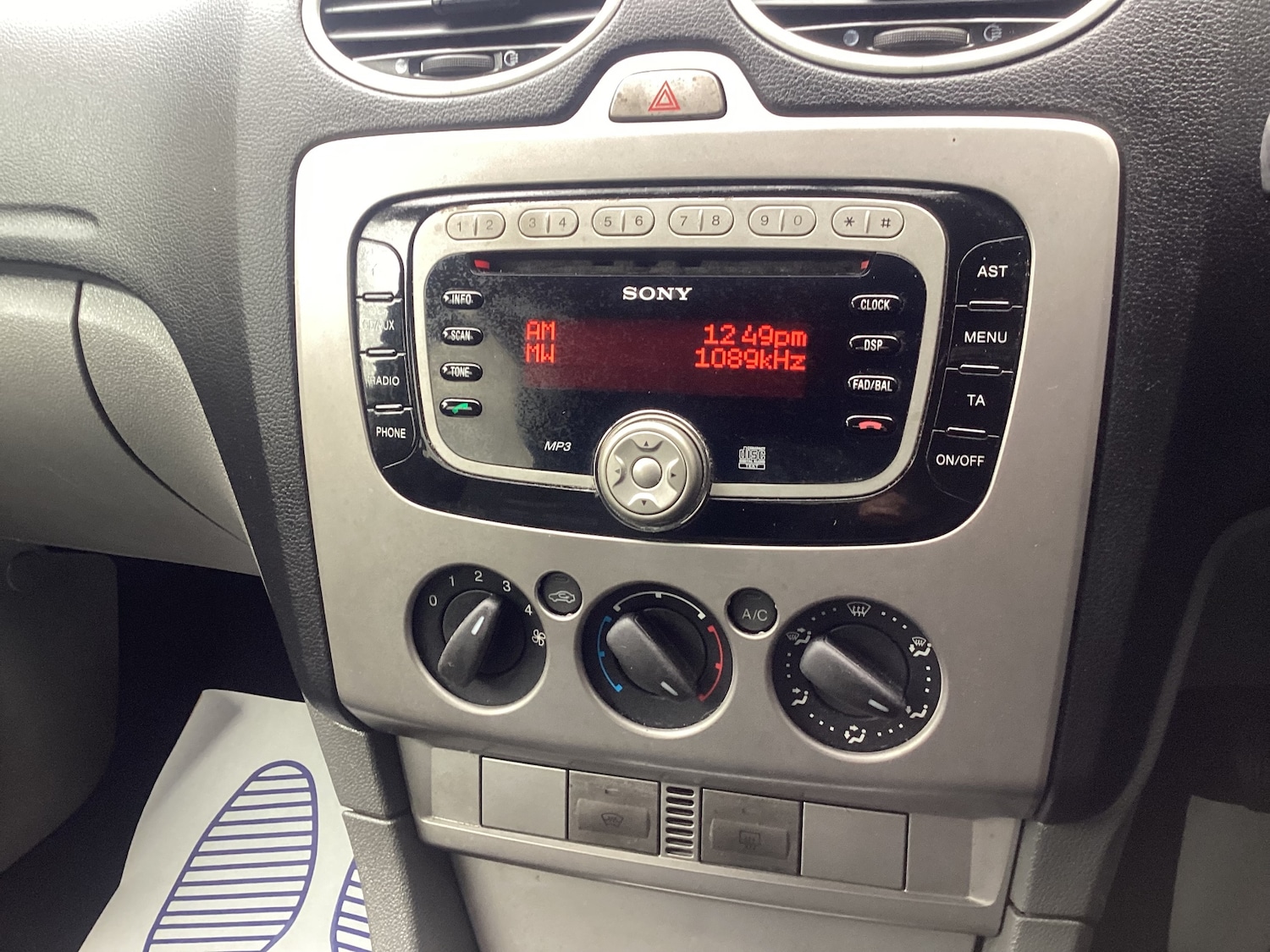 Used Ford Focus 2011 for sale - 77285974: Photo 12