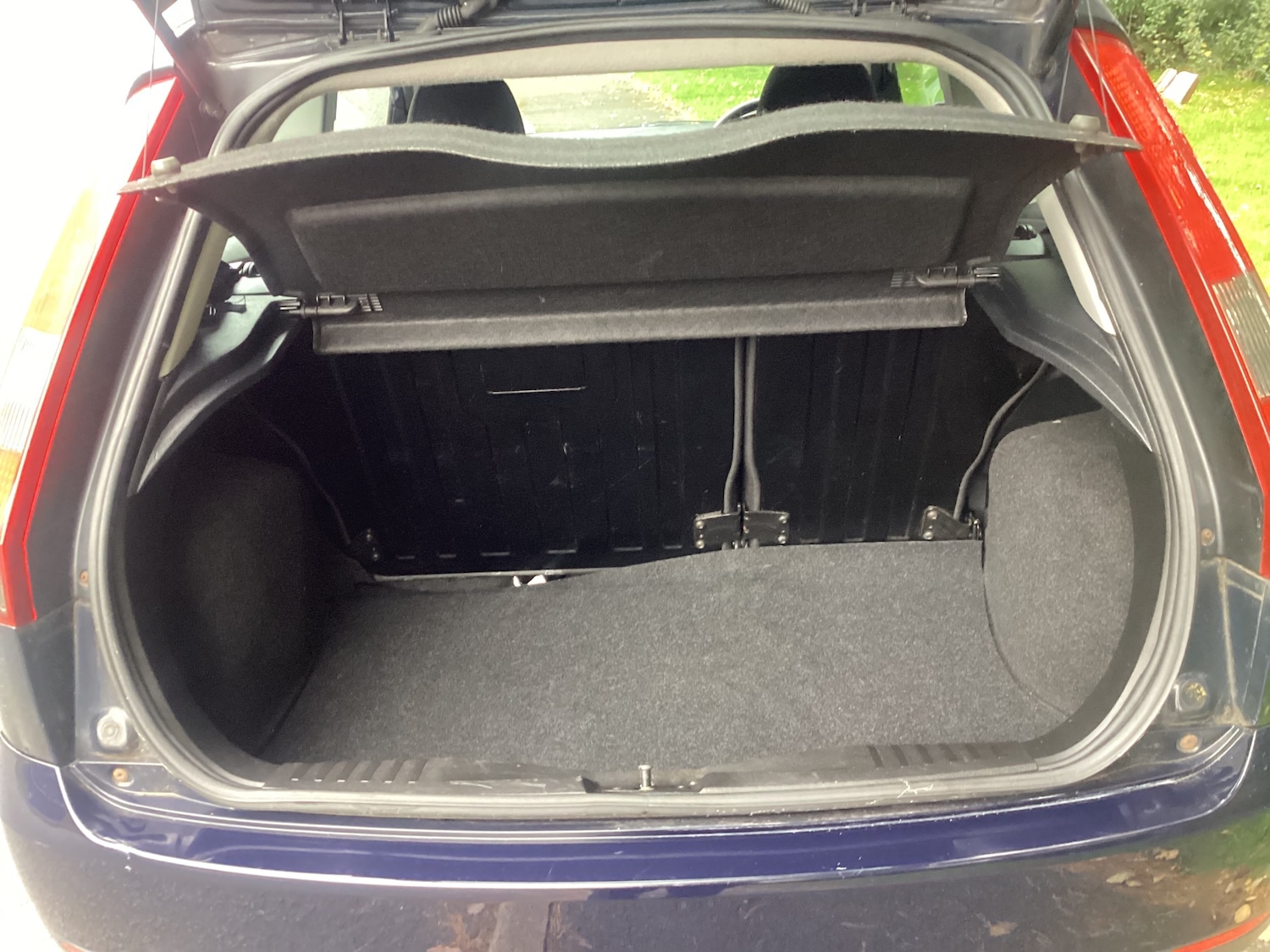 Used Ford Fiesta 2004 for sale - 76309787: Photo 13