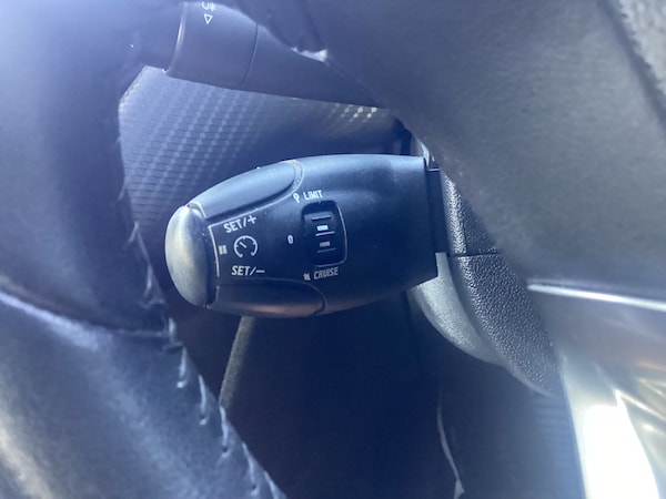 Used Peugeot 208 2015 for sale - 76078914: Photo 16