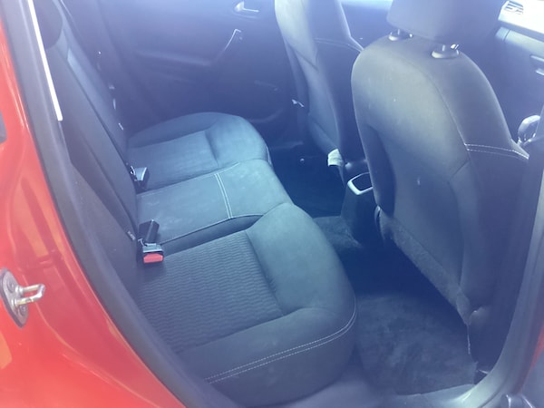 Used Peugeot 208 2015 for sale - 76078914: Photo 9