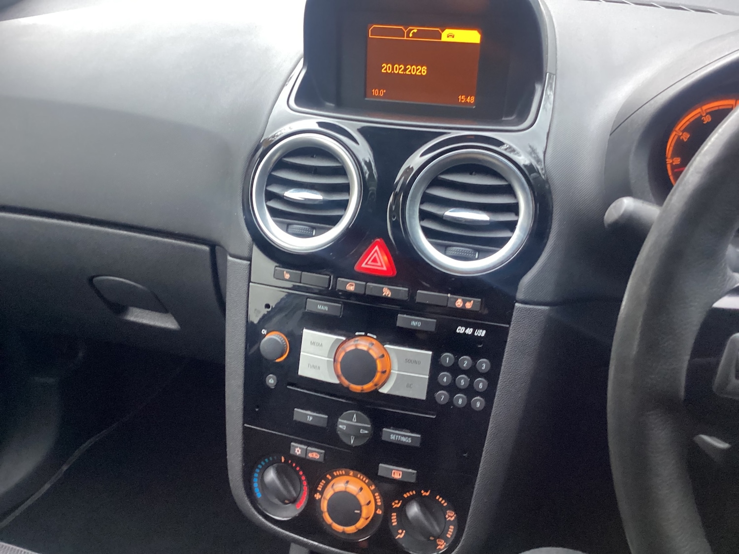 Used Vauxhall Corsa 2014 for sale - 77620297: Photo 9