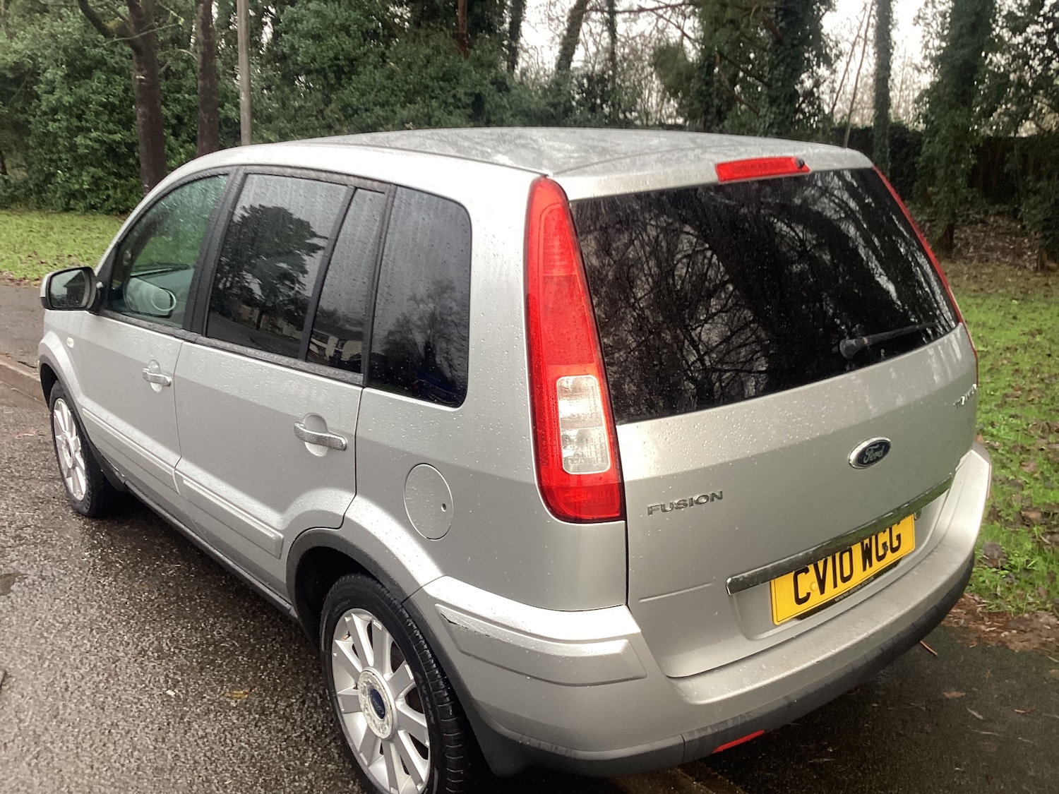 Used Ford Fusion 2010 for sale - 76984206: Photo 6