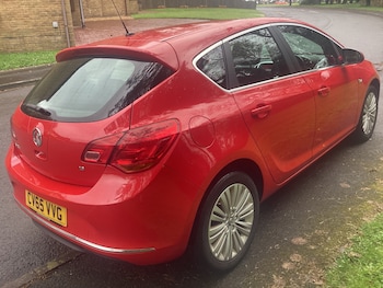 Used Vauxhall Astra 2015 for sale - 78178341: Photo
