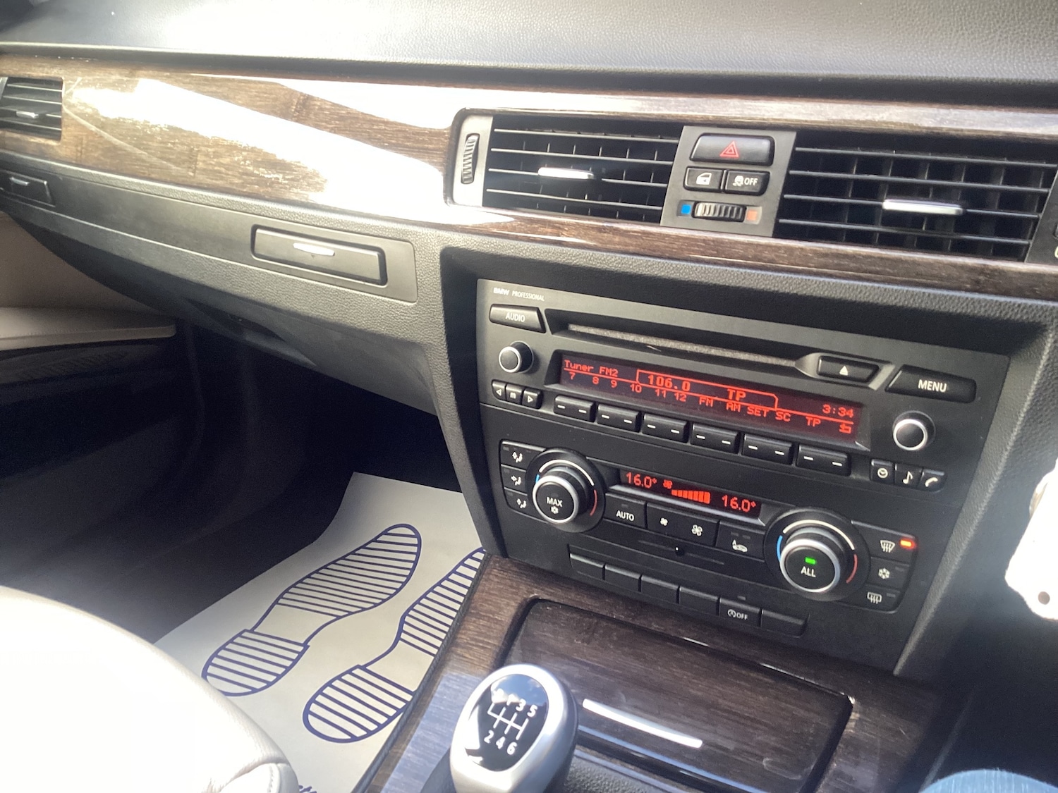 Used BMW 3 Series 2011 for sale - 76507865: Photo 11