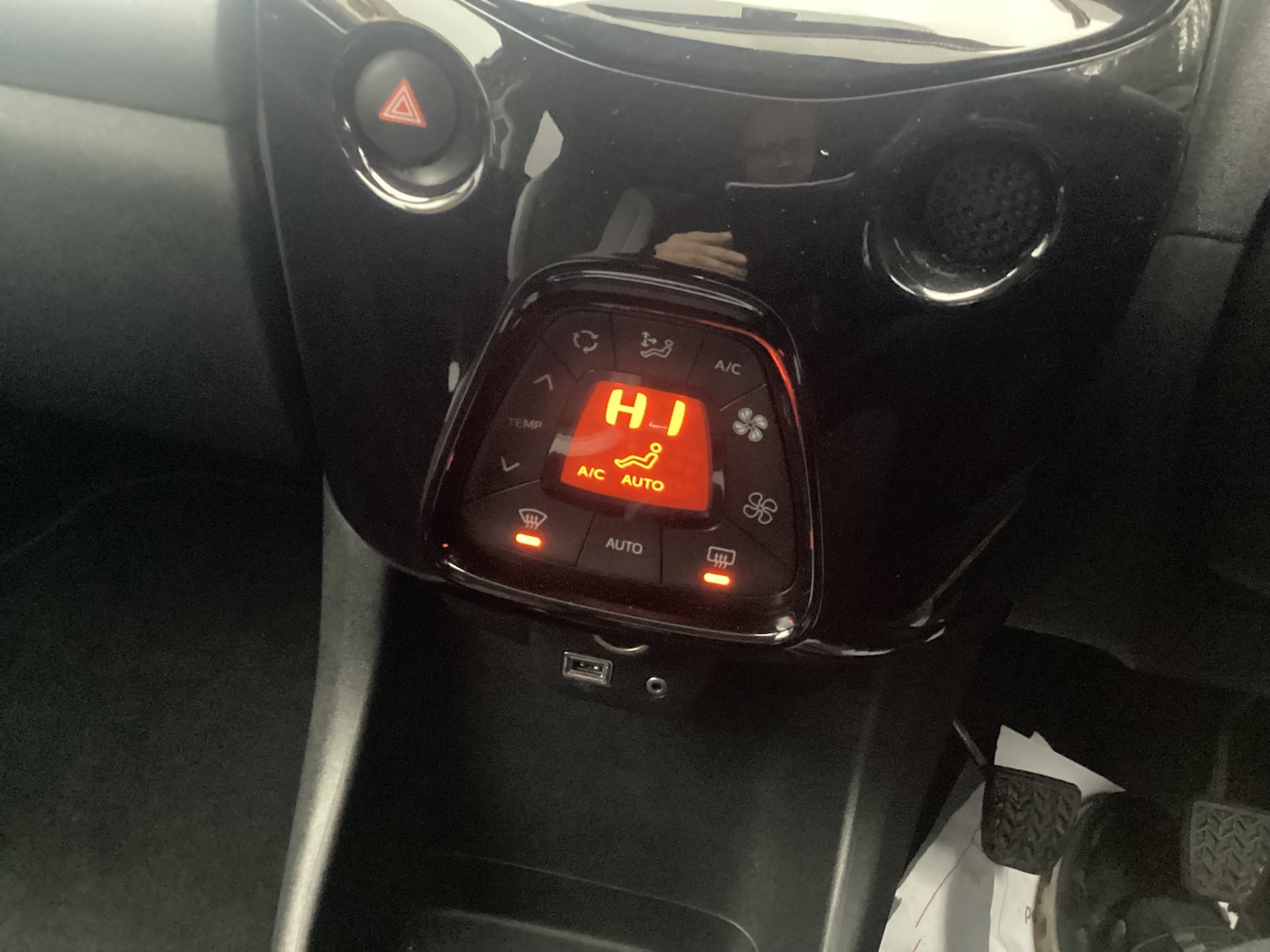 Used Toyota AYGO 2017 for sale - 77906938: Photo 15