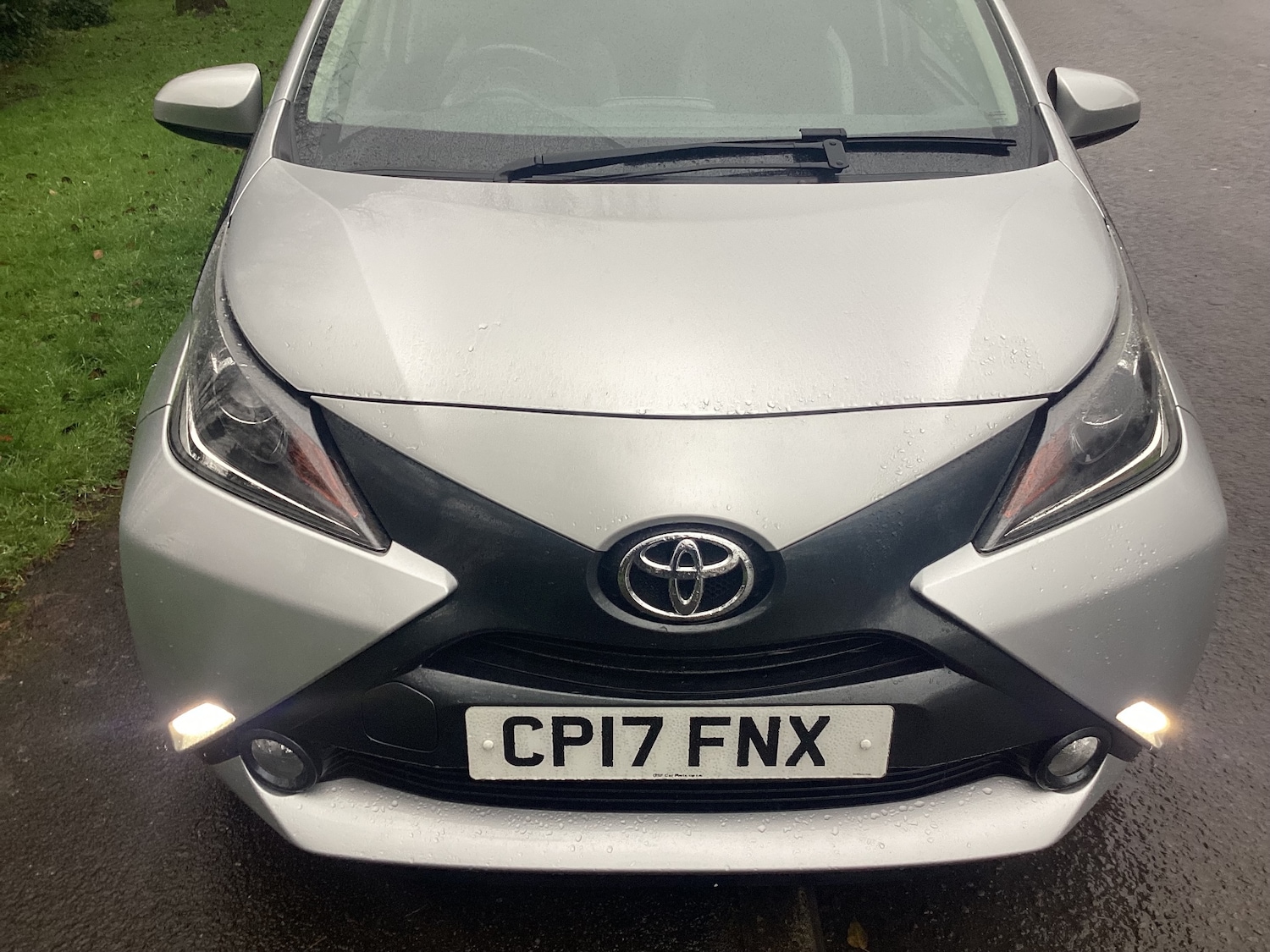 Used Toyota AYGO 2017 for sale - 77906938: Photo 2