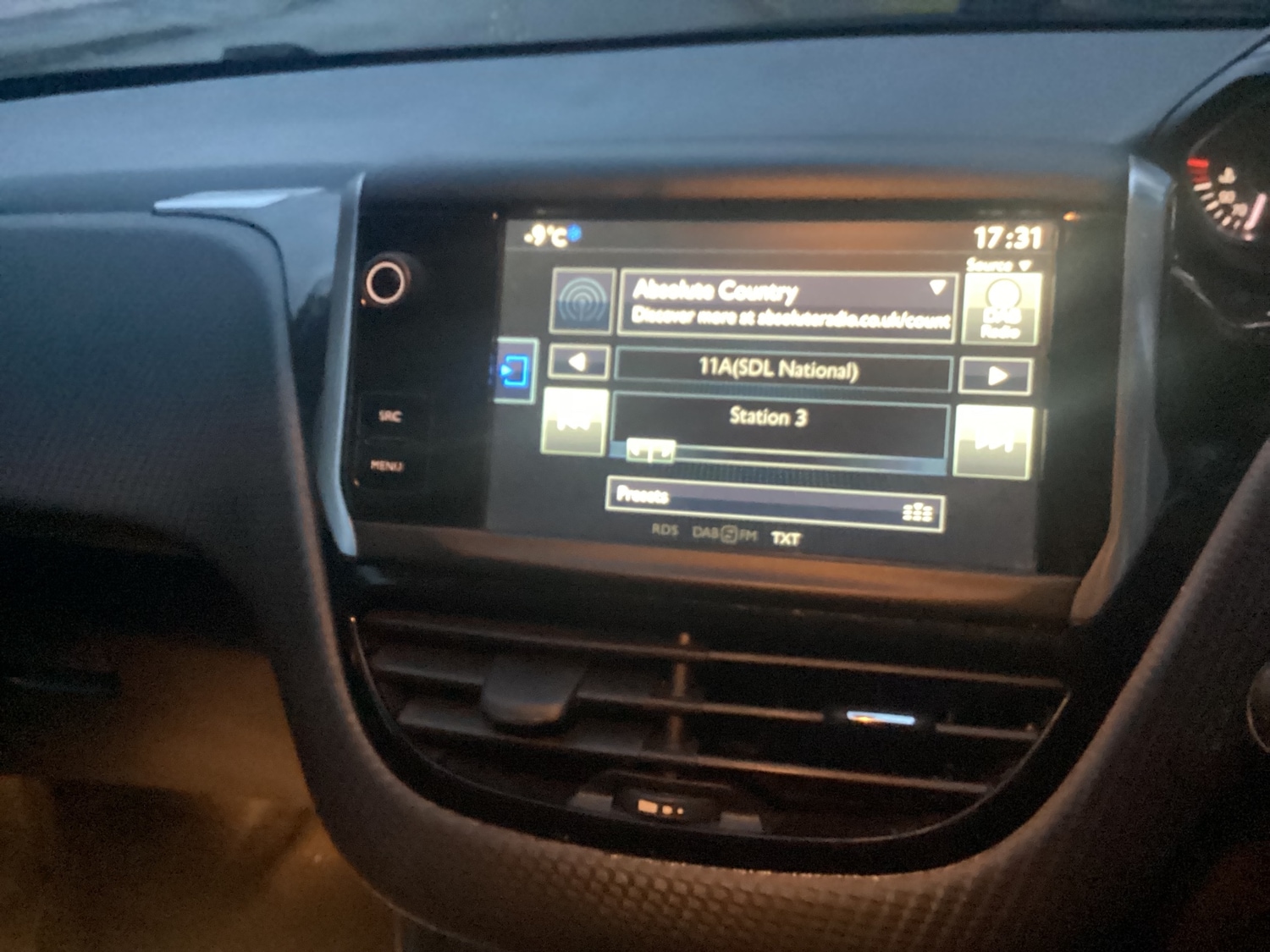 Used Peugeot 208 2015 for sale - 77605162: Photo 14