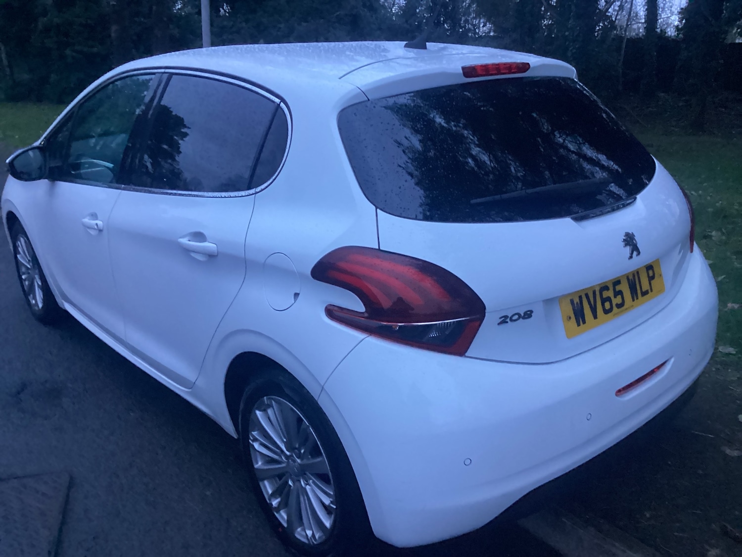 Used Peugeot 208 2015 for sale - 77605162: Photo 8