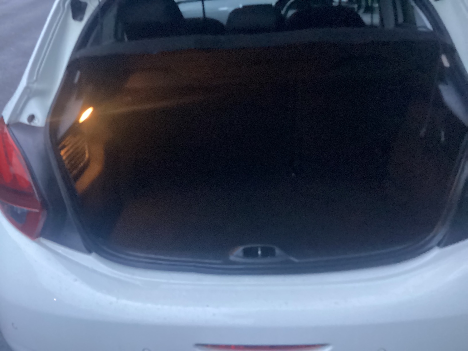 Used Peugeot 208 2015 for sale - 77605162: Photo 9