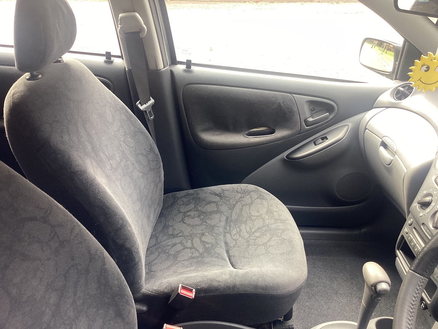 Used Toyota Yaris 2003 for sale - 78028270: Photo 10