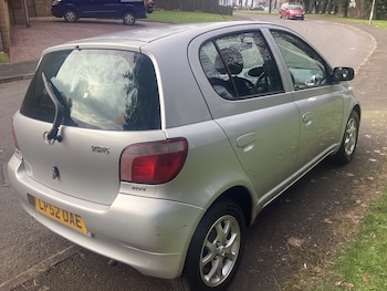 Used Toyota Yaris 2003 for sale - 78028270: Photo