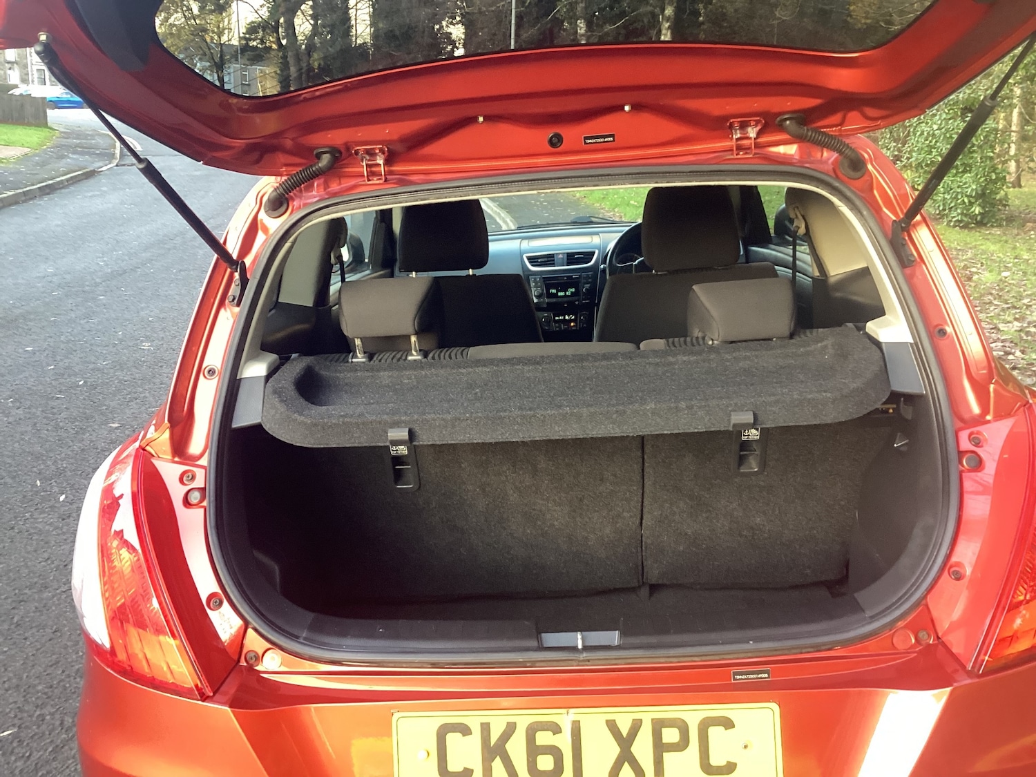 Used Suzuki Swift 2011 for sale - 76877694: Photo 8