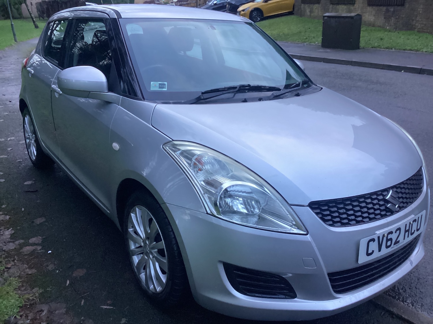 Used Suzuki Swift 2012 for sale - 77225457: Photo 3