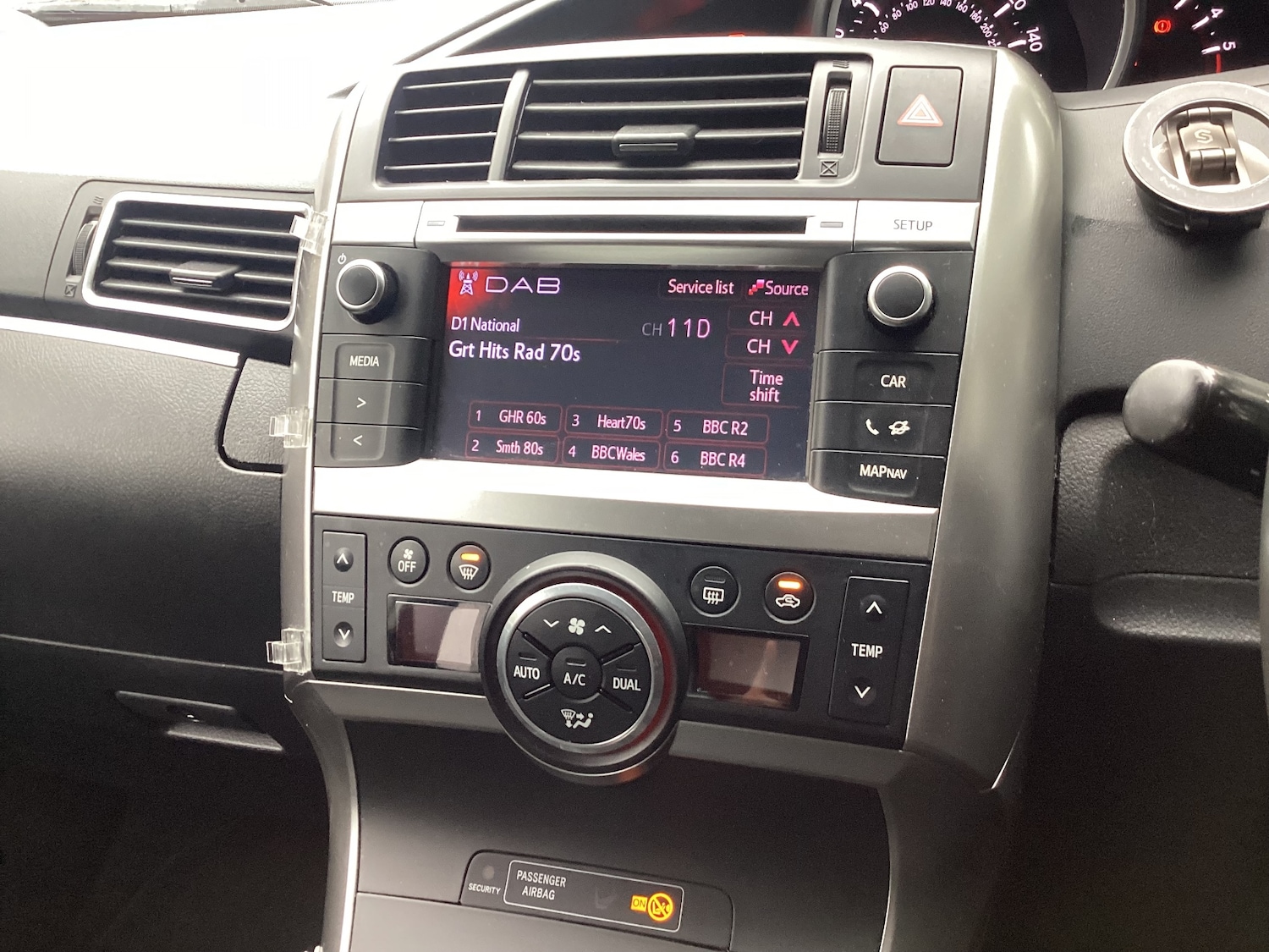 Used Toyota Verso 2013 for sale - 76426062: Photo 11