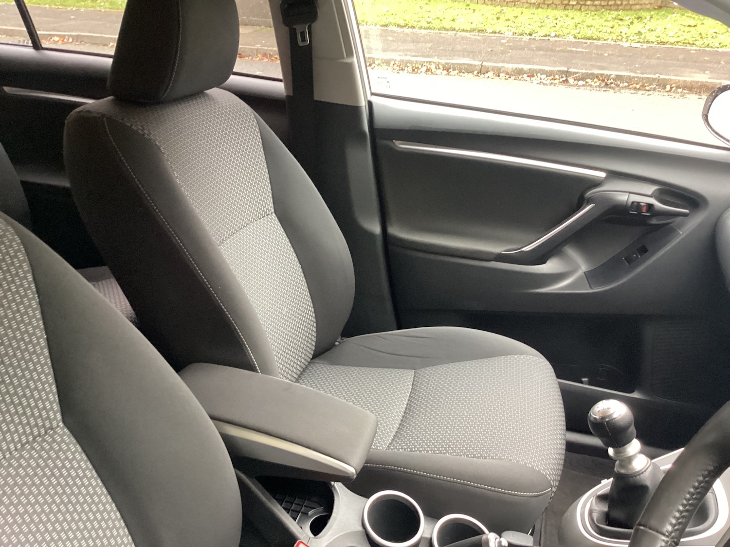 Used Toyota Verso 2013 for sale - 76426062: Photo 9