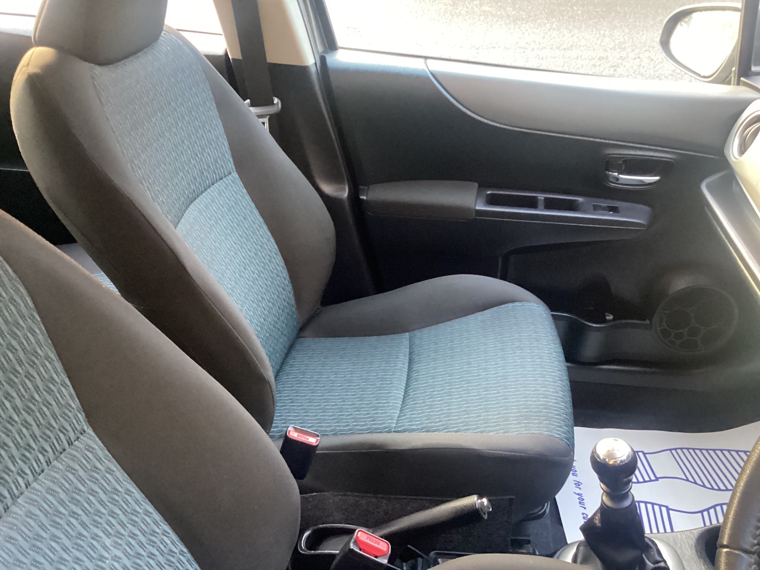 Used Toyota Yaris 2011 for sale - 76517553: Photo 11