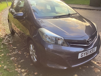 Used Toyota Yaris 2011 for sale - 76517553: Photo