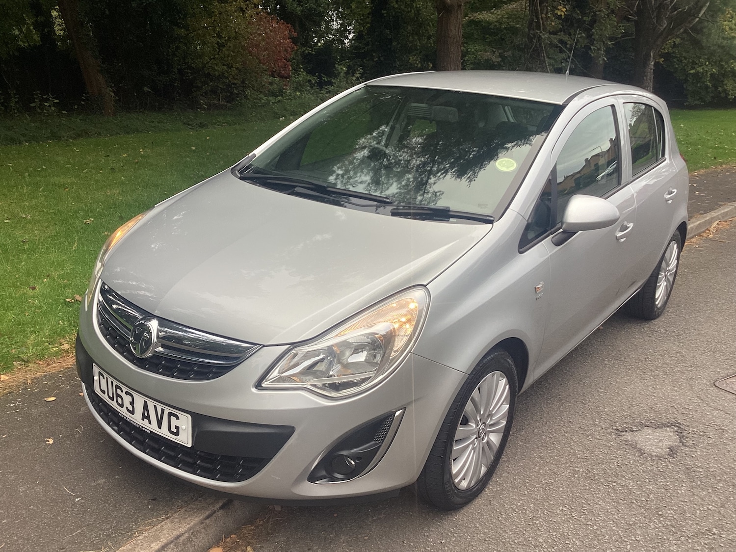 Used Vauxhall Corsa 2013 for sale - 76264278: Photo 1