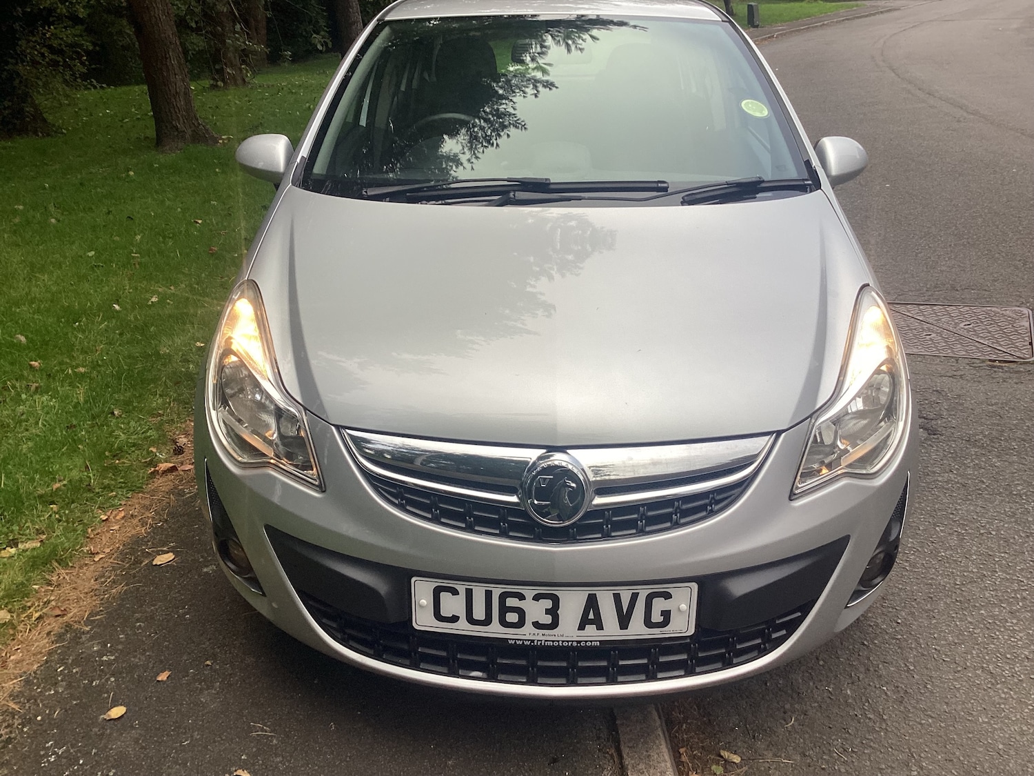 Used Vauxhall Corsa 2013 for sale - 76264278: Photo 2