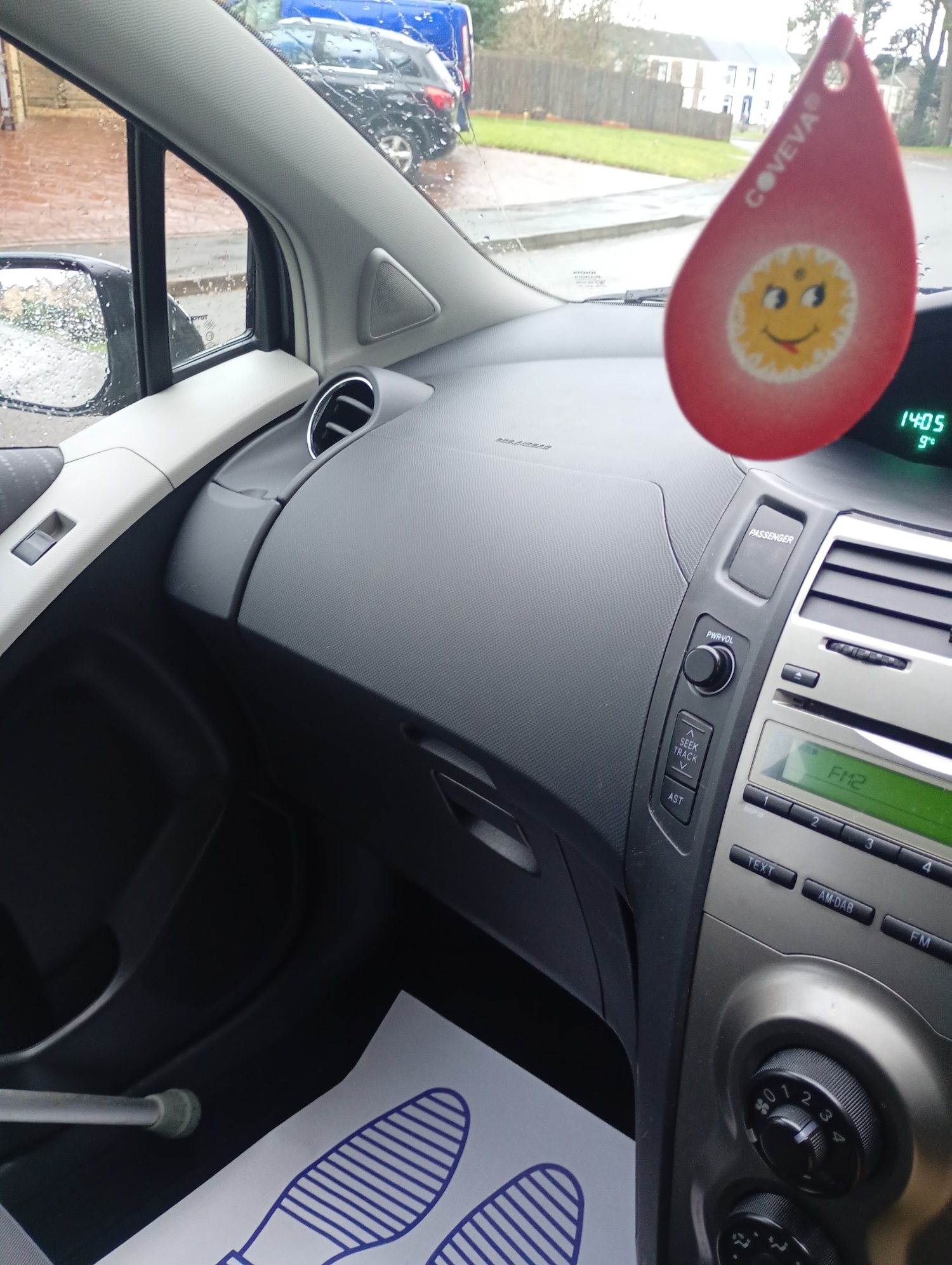 Used Toyota Yaris 2009 for sale - 77450037: Photo 11