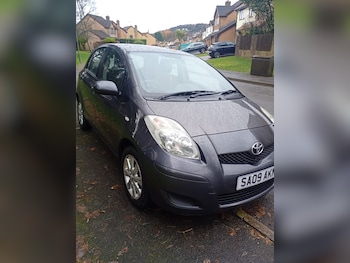 Used Toyota Yaris 2009 for sale - 77450037: Photo