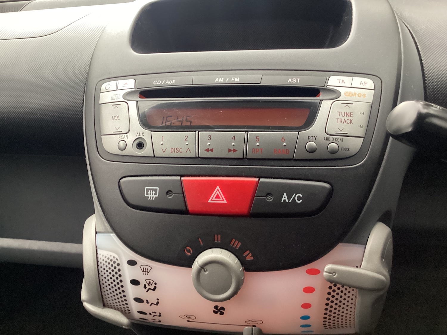 Used Citroen C1 2011 for sale - 77763323: Photo 10