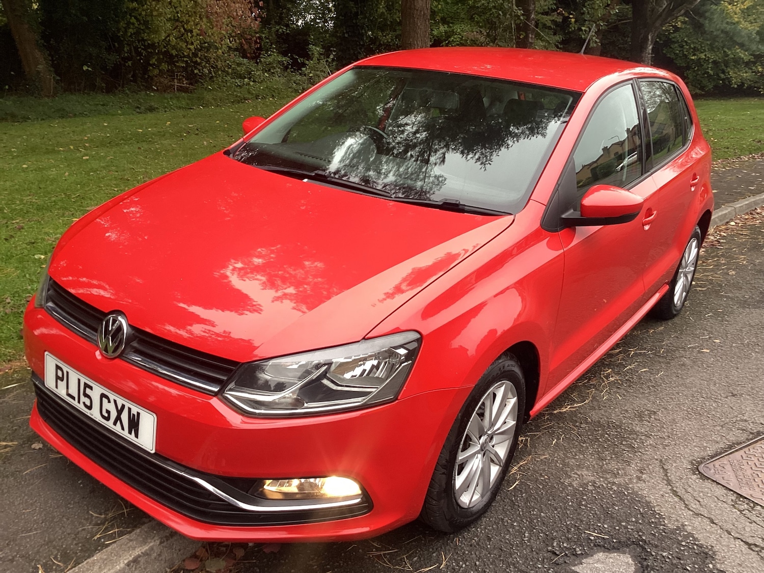 Used Volkswagen Polo 2015 for sale - 76352557: Photo 1