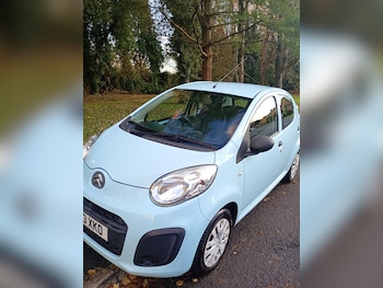 2013 (13) - 1.0i VT 5dr