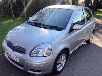 Used Toyota Yaris 2005 for sale - 77947125: Photo
