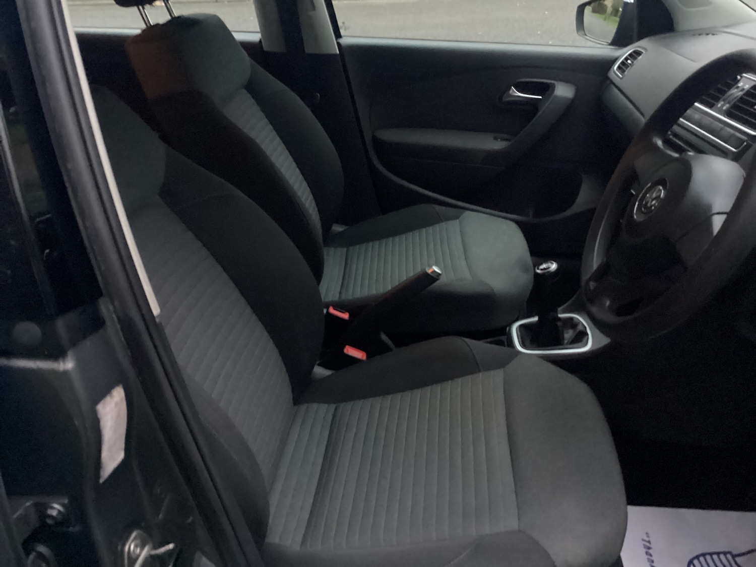 Used Volkswagen Polo 2010 for sale - 77519483: Photo 12