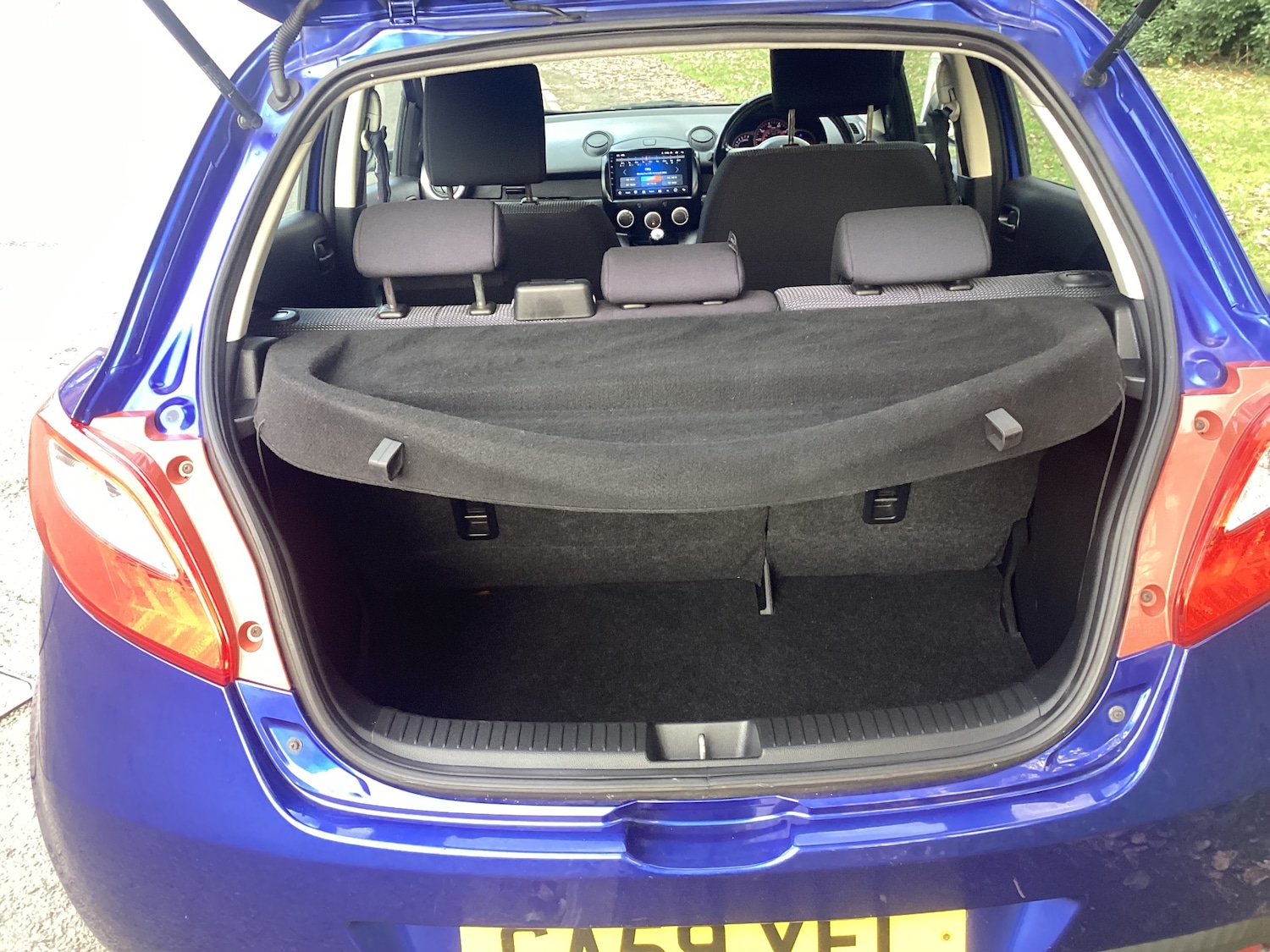 Used Mazda Mazda2 2009 for sale - 77053144: Photo 9