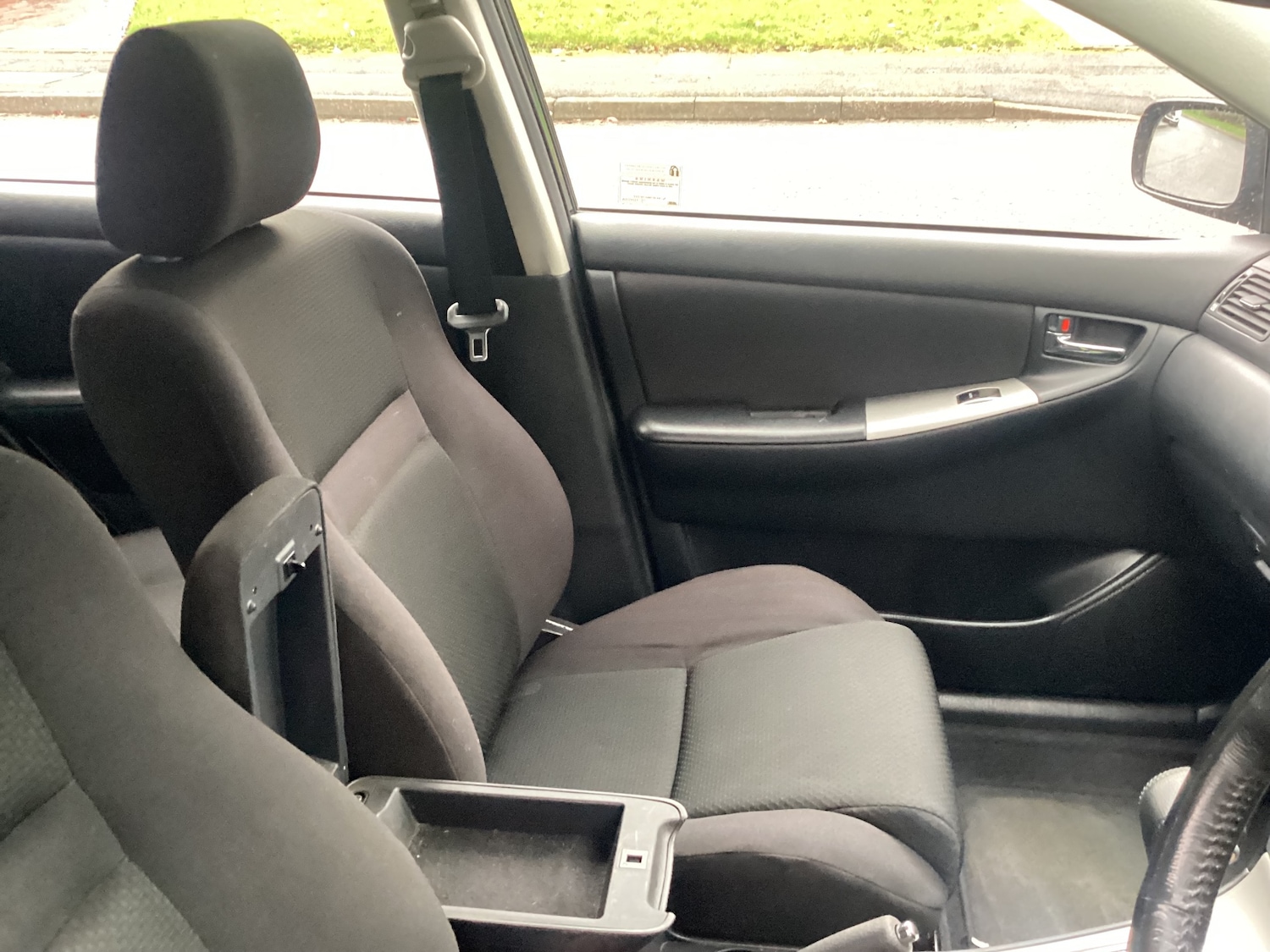 Used Toyota Corolla 2004 for sale - 77763063: Photo 11