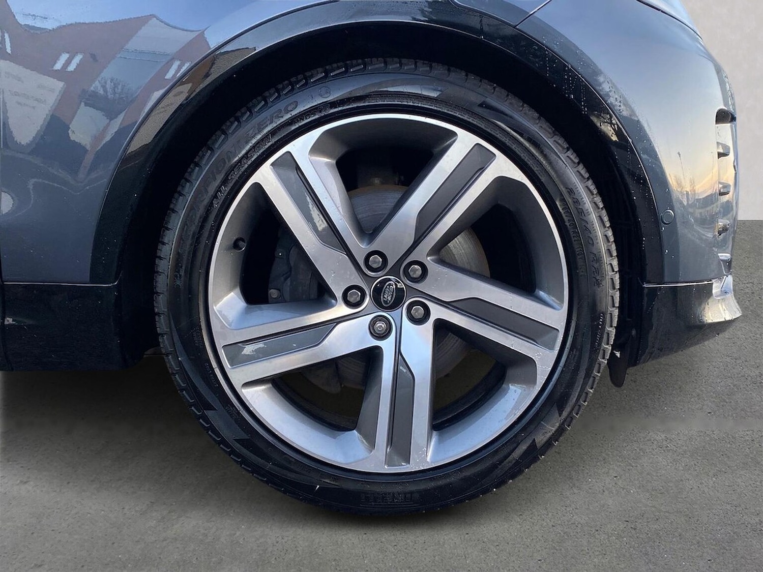 Used Land Rover Discovery 2025 for sale - 77077319: Photo 10